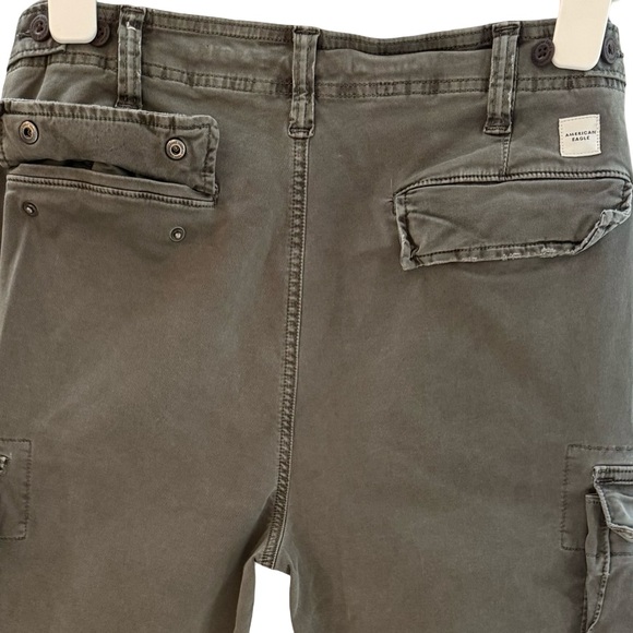 American Eagle Outfitters Men's Green Cargo Pants - Picture 3 of 6